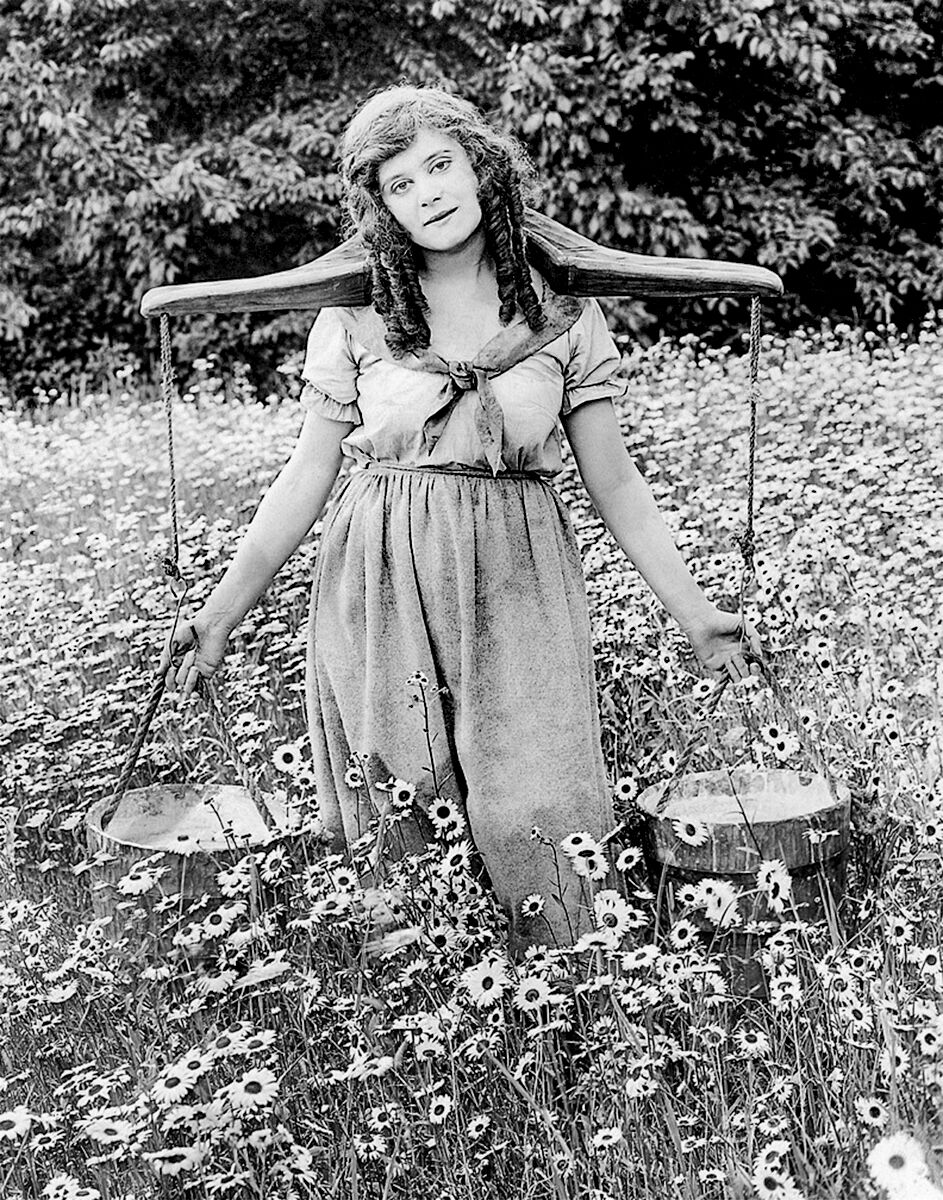 Theda Bara KATHLEEN MAVOURNEEN photo retouch.jpg